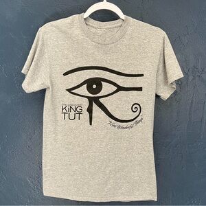 Vintage y2k King Tut Exhibition T-Shirt